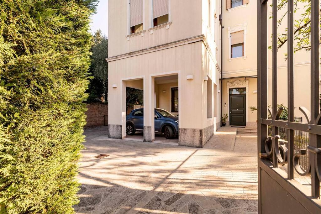 Enjoy Home - Appartamento I Papaveri Padova Exterior photo